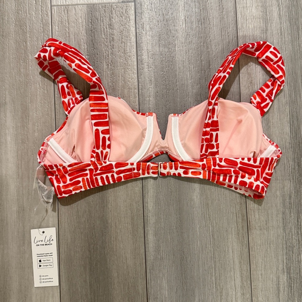 Cupshe Bikini Top - Picture 2 of 3
